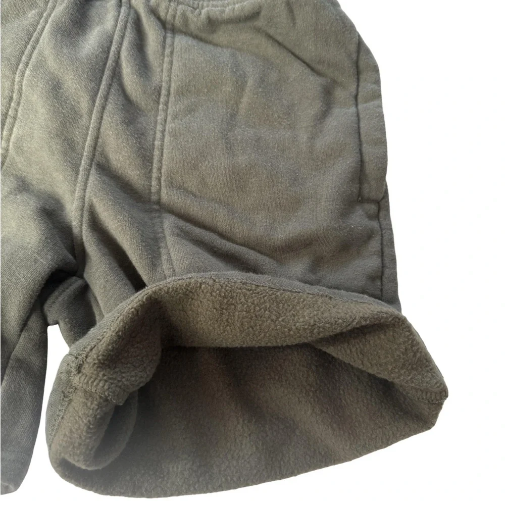 Northface boys fleece shorts with pockets size large 14/16
